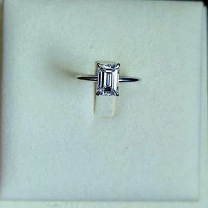 Solid 14k gold 2.02ct (E VS2) lab emerald cut diamond ring